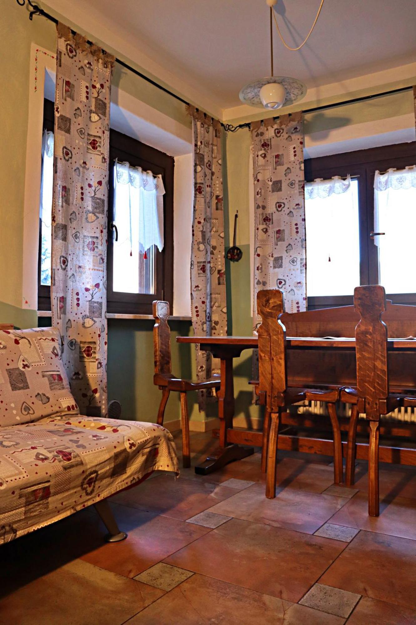 Chevres A Cheval - Apartment Aosta Kültér fotó