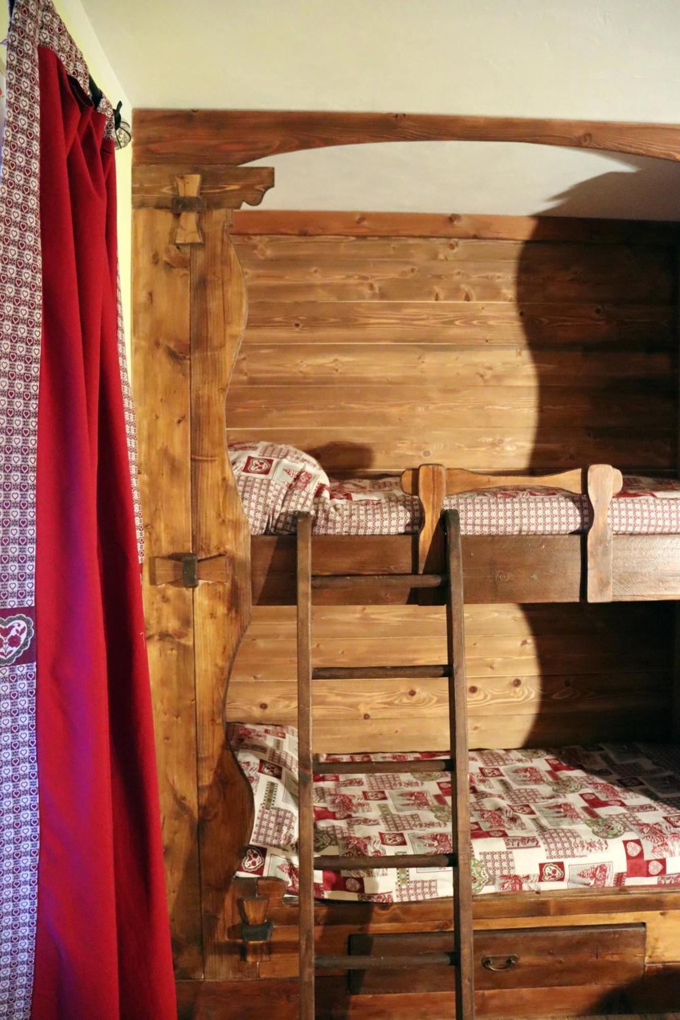 Chevres A Cheval - Apartment Aosta Kültér fotó